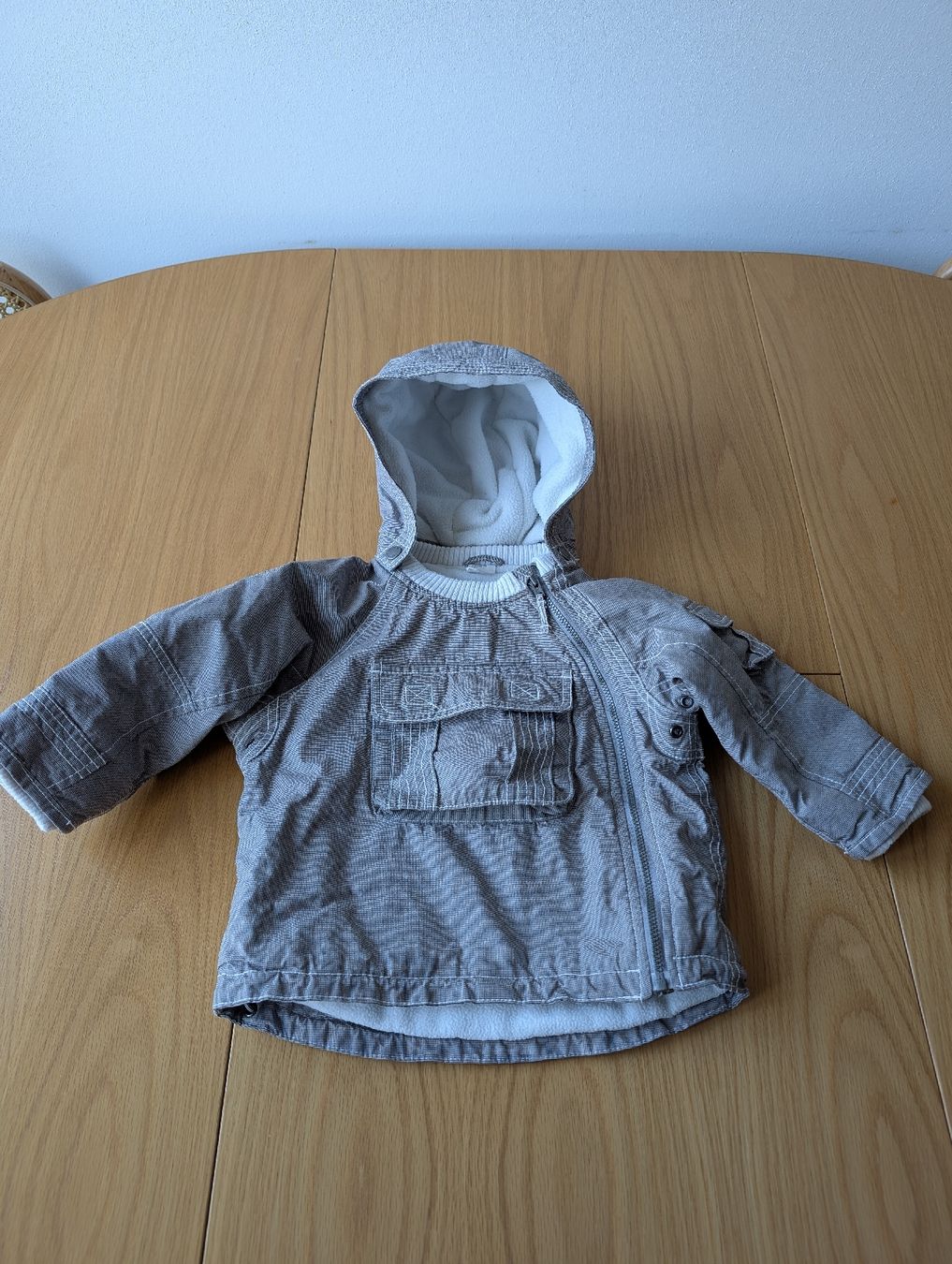 H&M Jacken & Mäntel: H&M Jacke Gr. 80 – Gebraucht aus Basel von an_v7yj 2