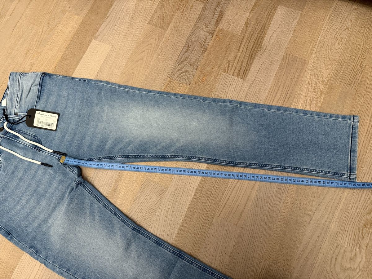 Jeans: Neue Herren Jeans W30, superweich hellblau – Nuovo e nell'imballaggio originale da Rubigen venduto da Elmacino 3