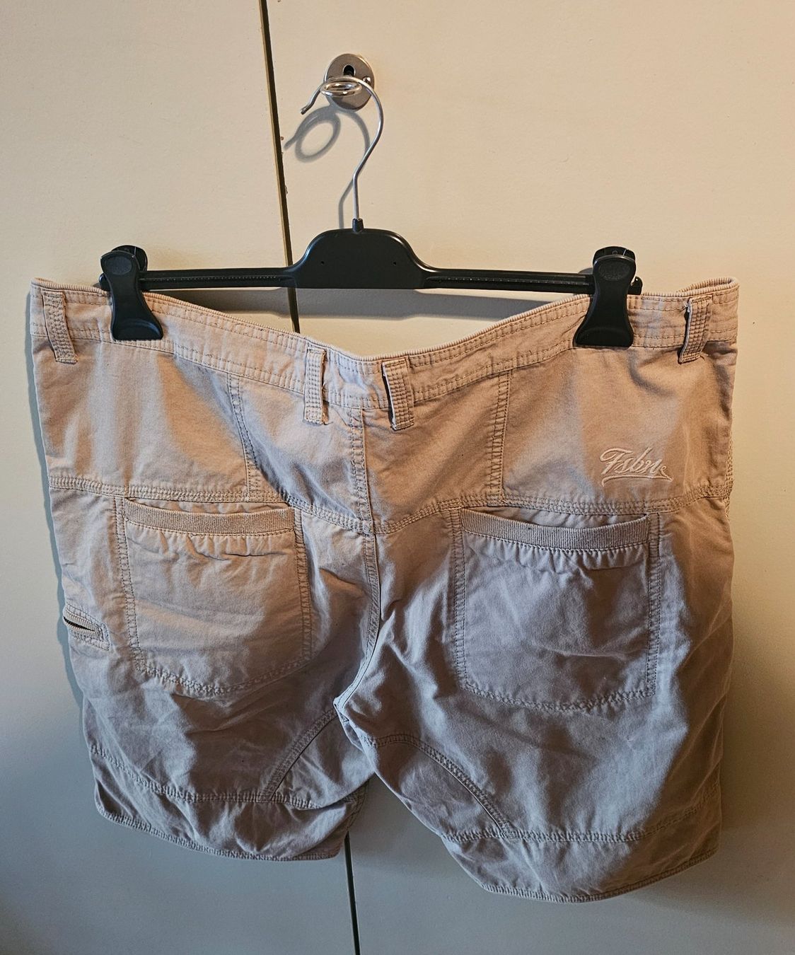 Hosen: Short homme XXL beige – Gebraucht aus Bernex von Syssi57 1