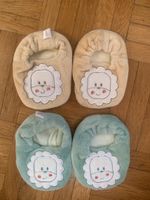 2 Paar Babyschuhe mit Löwen-Motiv, Grösse 16/17