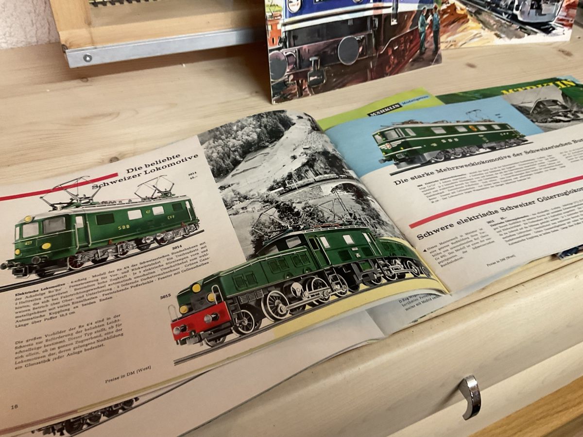 Märklin Trains électriques: Märklin Kataloge  – D'occasion à Wald ZH par Sbbemilio 7