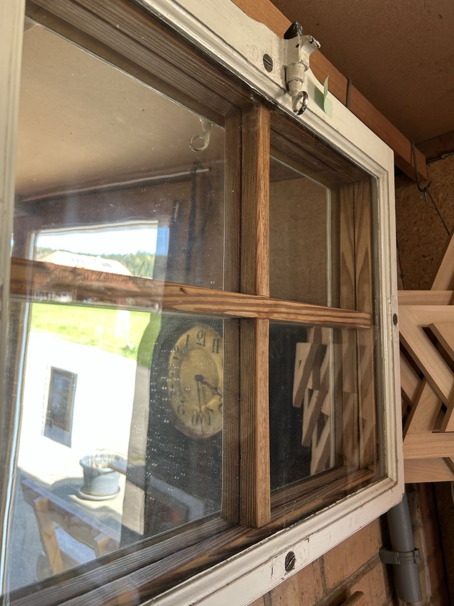 Finestre: Ein vier Fenster mit scharm – Usato da Gwatt (Thun) venduto da ate_6ng8 2