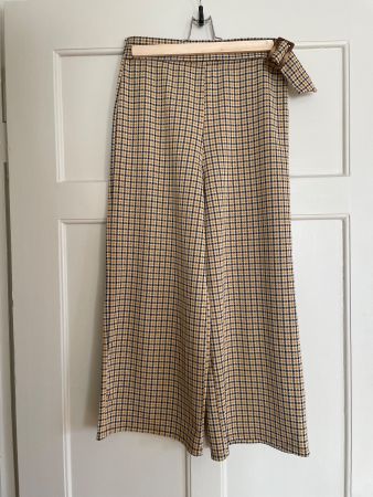 Coole Crop Hose von Miss Selfridge Gr. M/40