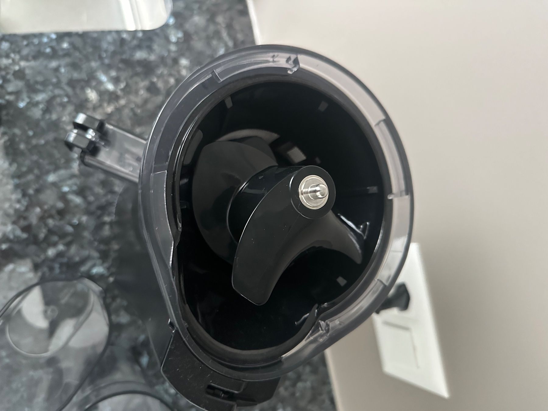 Nutribullet Küchengeräte: nutribullet Slow Juicer Entsafter – Gebraucht aus Aarberg von sam_v8zg 2