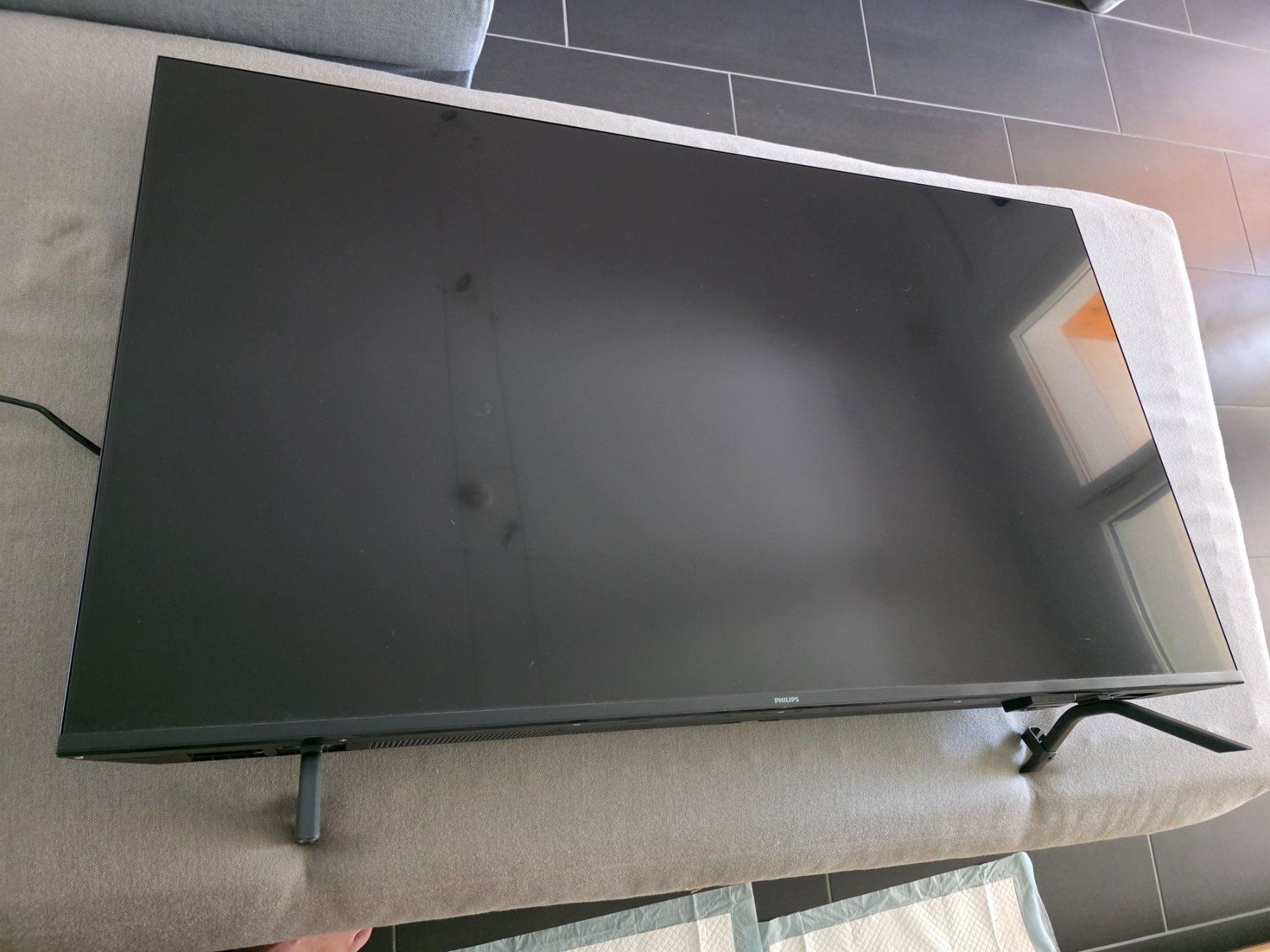 Philips Televisori: TV Phillips 50" 4K mit Ambilight – Nuovo (secondo la descrizione) da Hildisrieden venduto da FamilieSteinmann 1