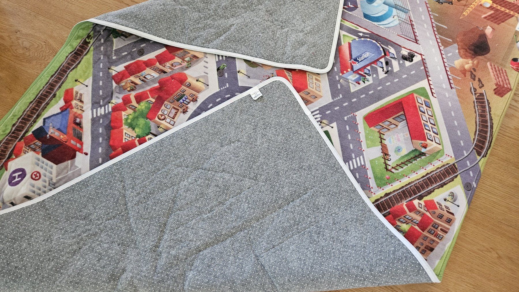 Tapis de jeu: Spielteppich Strasse – D'occasion à Schaffhausen par asyouwestley 8