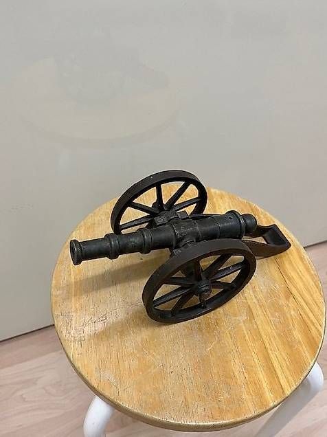 Kit di modellismo & Modellini statici: Kanone aus Gusseisen – Usato da Winterthur venduto da Lukas206 1