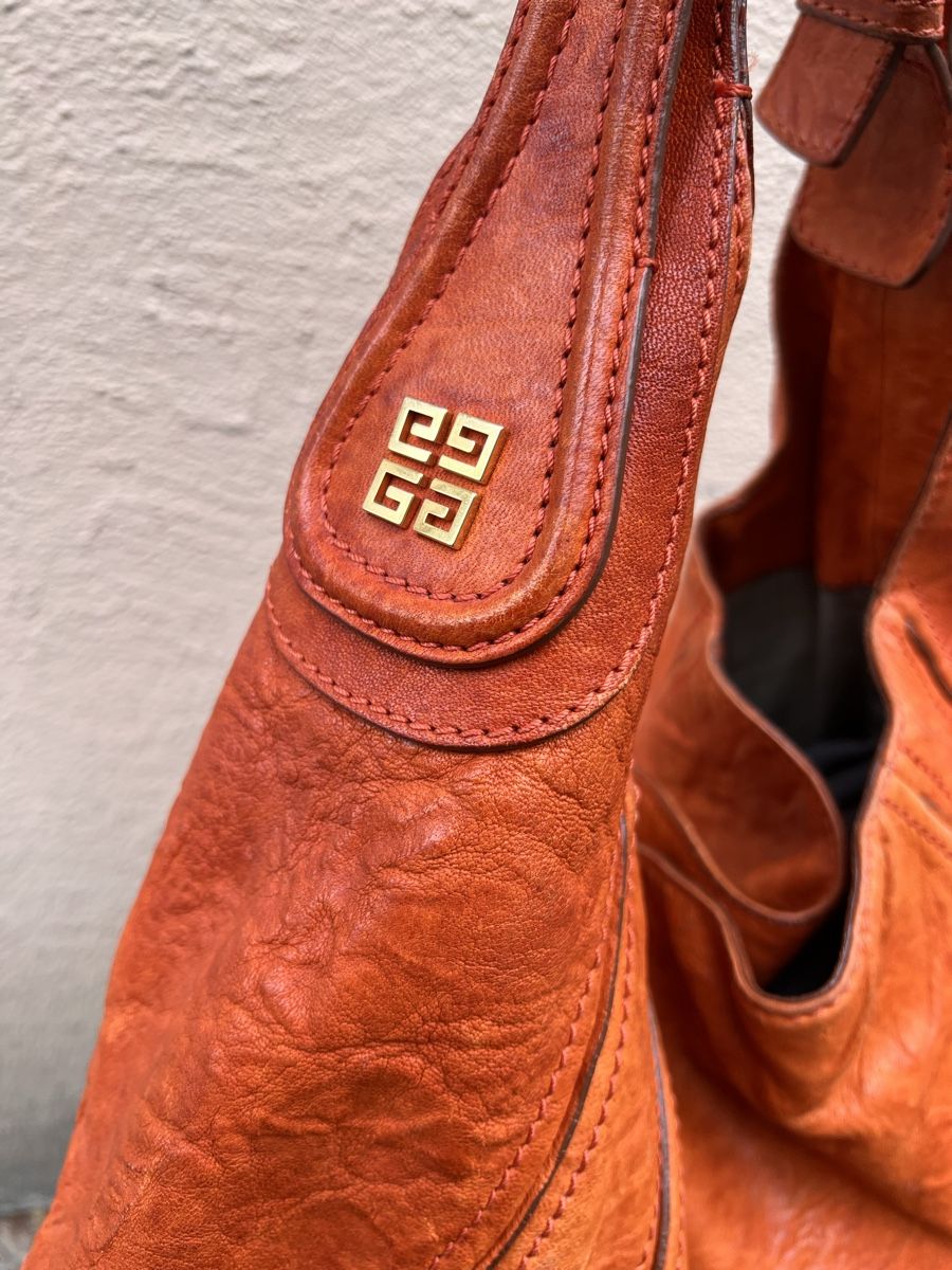 Givenchy Borse da donna: Tasche Givenchy, Leder orange  – Usato da Solothurn venduto da Brini06 2