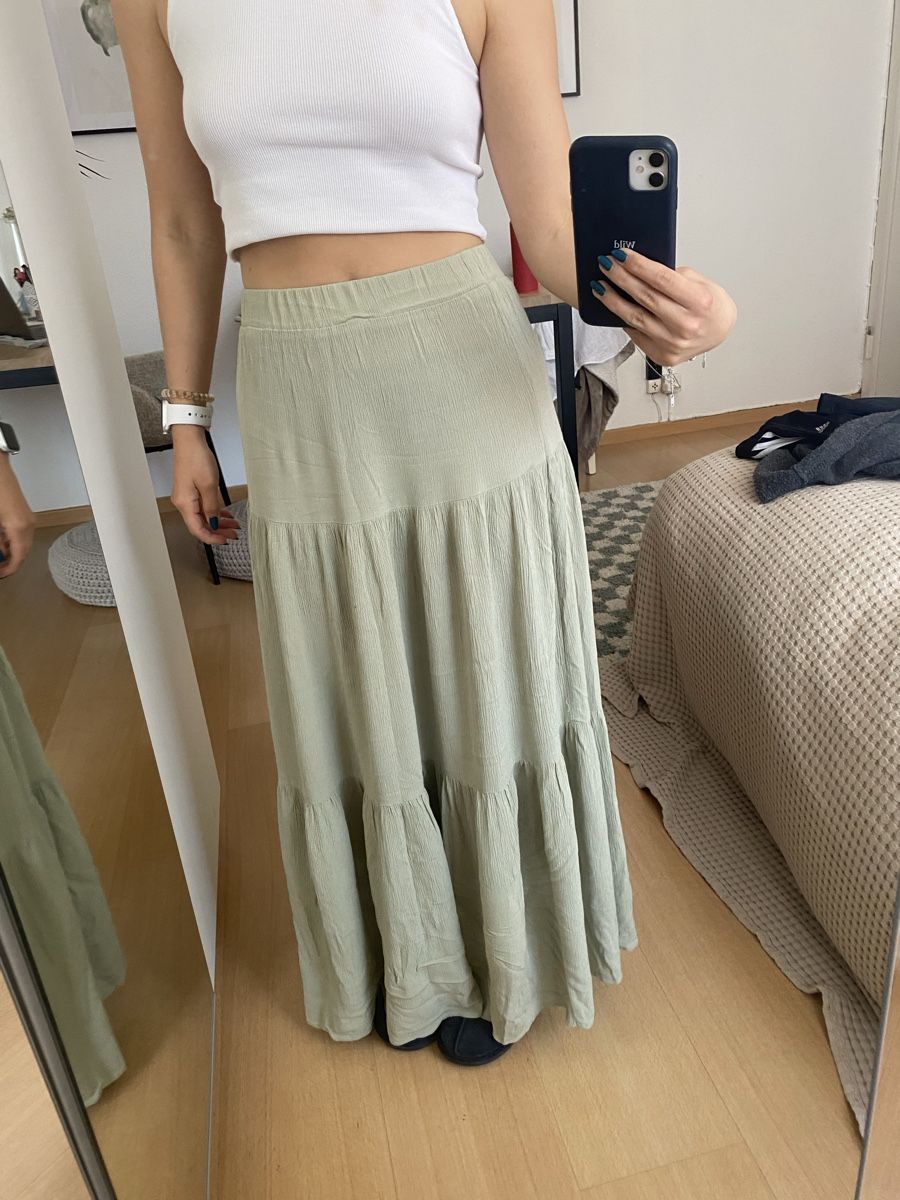 Stradivarius Röcke: Sommerrock Stradivarius XS Grün – Gebraucht aus Zürich von yae56