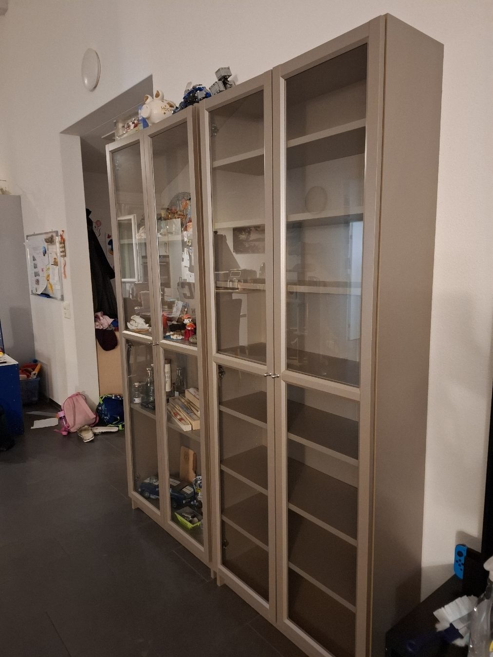 Ikea Vitrinen: Ikea Billy/Oxberg – Gebraucht aus Oberrüti von jas_89hd