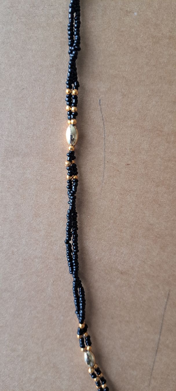 Catenine: Elegant Black & Gold Beaded necklaces – Nuovo (secondo la descrizione) da Bern venduto da mahilini 1
