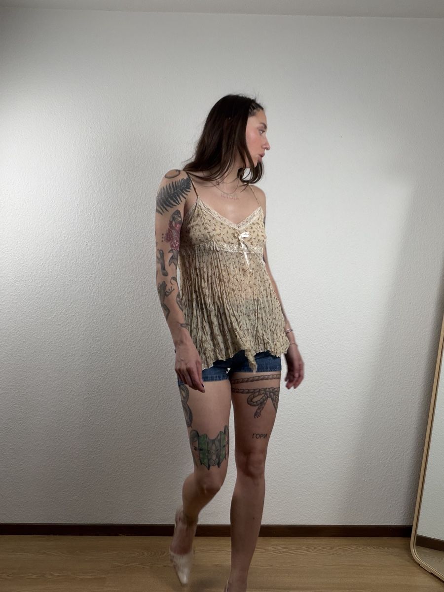 Tops: Floral Print Camisole top  – Gebraucht aus Knonau von Grapesvintage 4