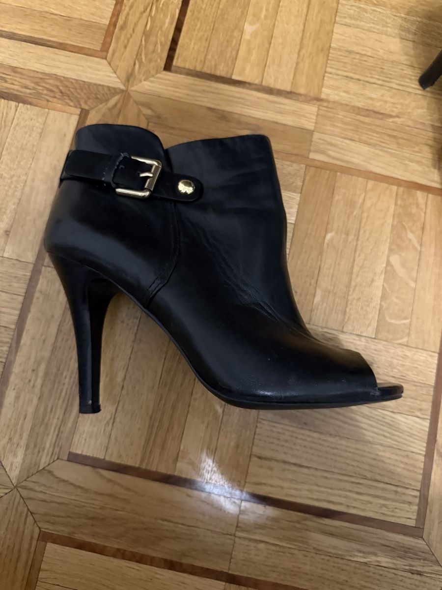 Scarpe da donna: Black pumps size 6 – Usato da Genève venduto da hai_2rp8 1
