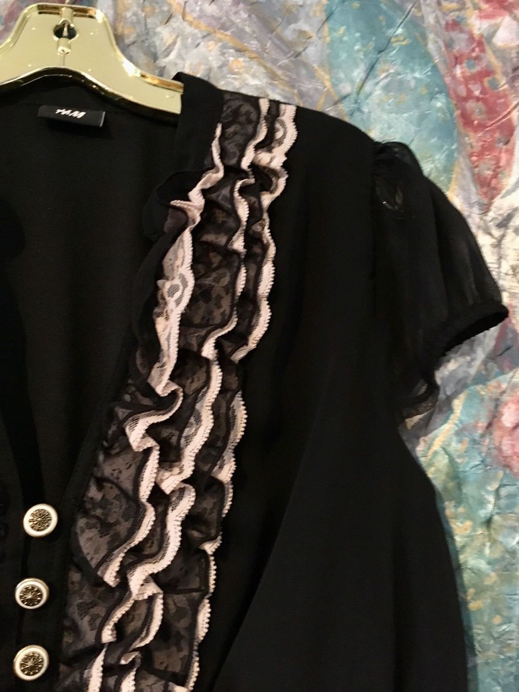 H&M Camicette: Bluse Gr. 42 - 44 schwarz mit Rüschen!!! – Usato da Bellinzona venduto da ModaLugano 3