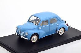 Renault 4CV 1946-1961 hellblau  1:24 von Fabbri Editori