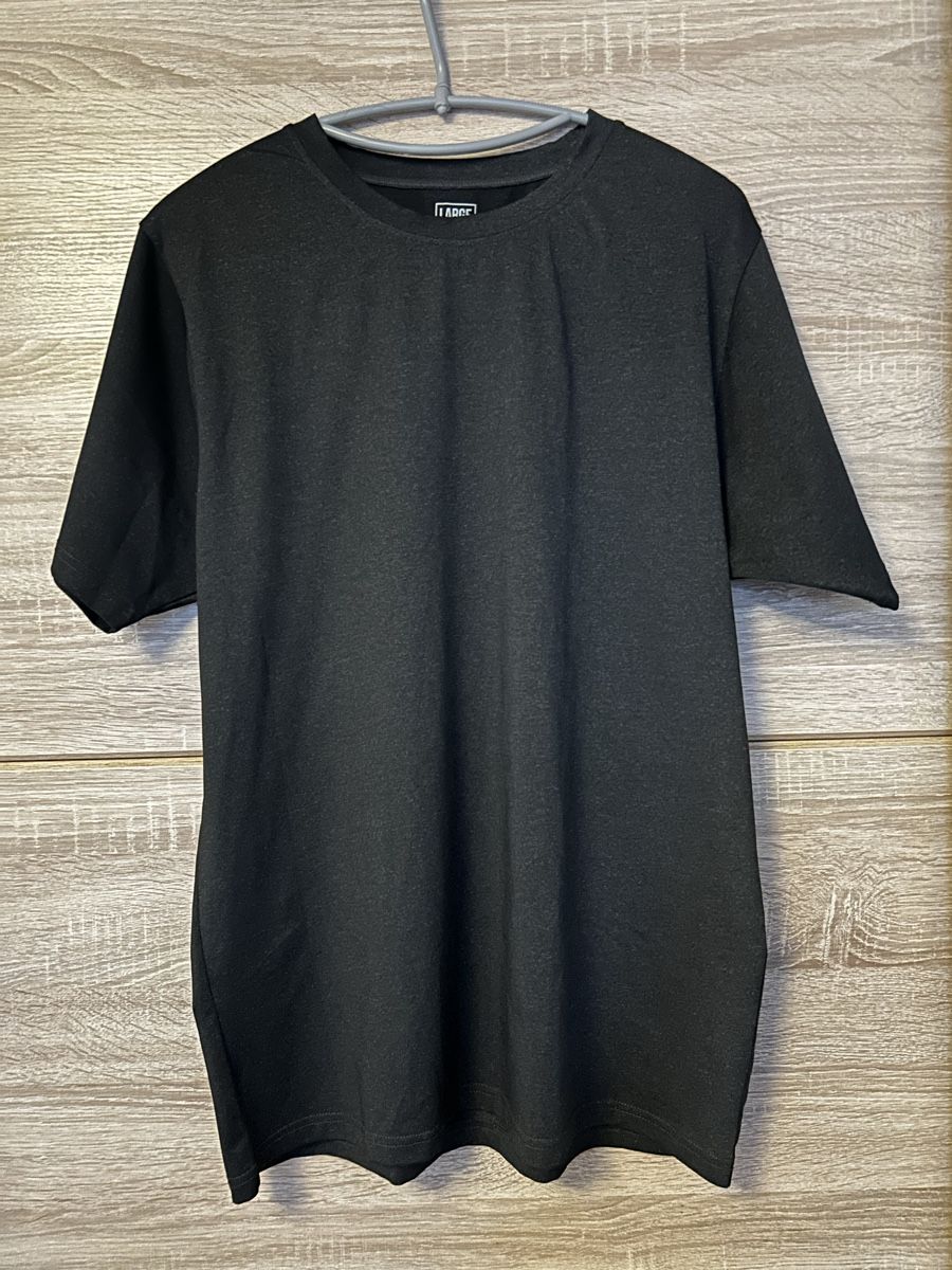 T-shirt: T-shirt – Usato da Lausanne venduto da naranjo