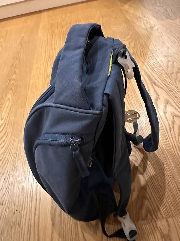 Kindertaschen: Ergobag Schulrucksack inkl. Turnsack – Gebraucht aus Kastanienbaum von JuniorP. 4