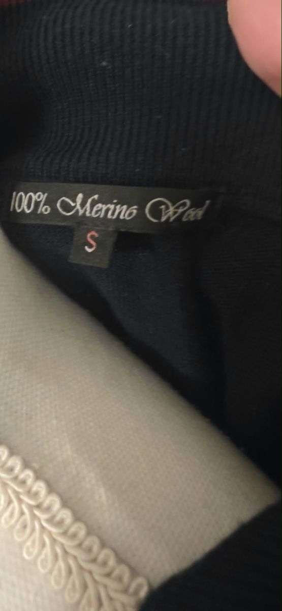 Maglioni & Felpe: Dunkelblauer Pullover aus 100% Merinowolle Grösse S – Usato da St. Gallen venduto da mania03 1