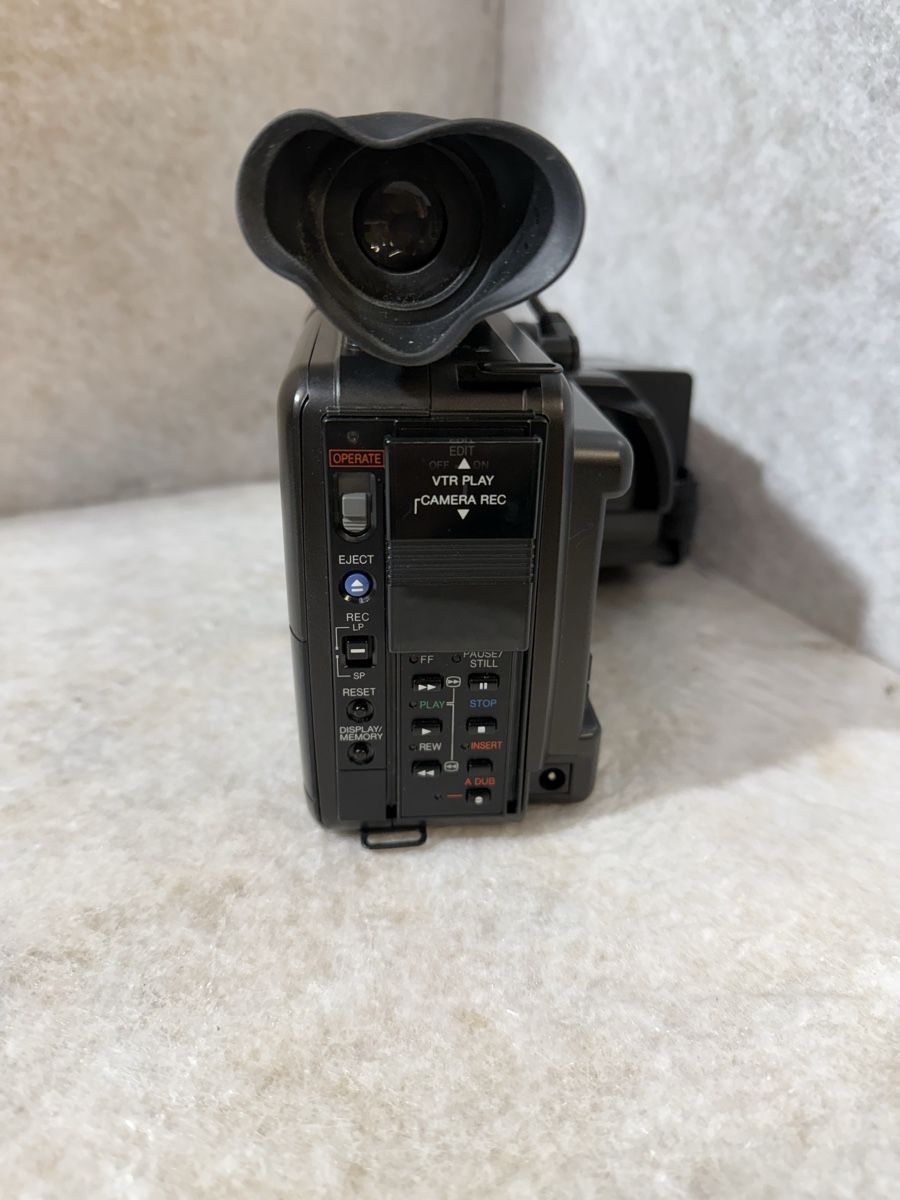Panasonic Videocamere: Panasonic MC10 VHS-C Camcorder – Difettoso da Basel venduto da RoyalPerformance 3