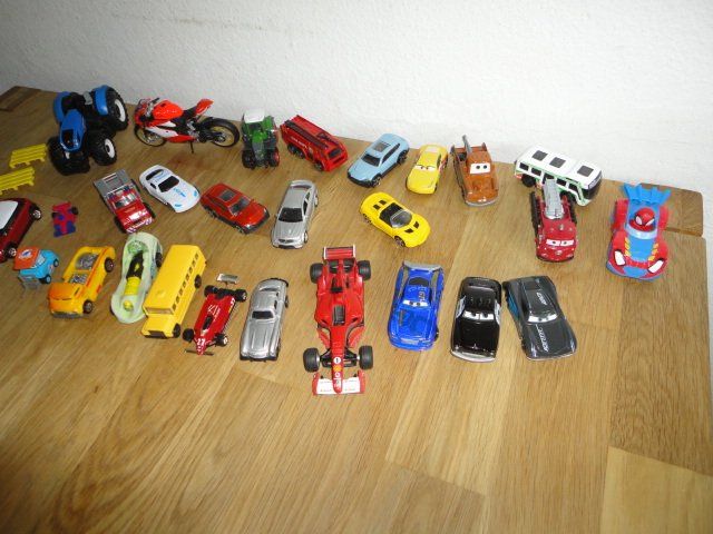 Giocattoli: AUTO  29 X  DISNEY-MATCHBOX-UND UND – Usato da Teufen AR venduto da don_8vtn 5