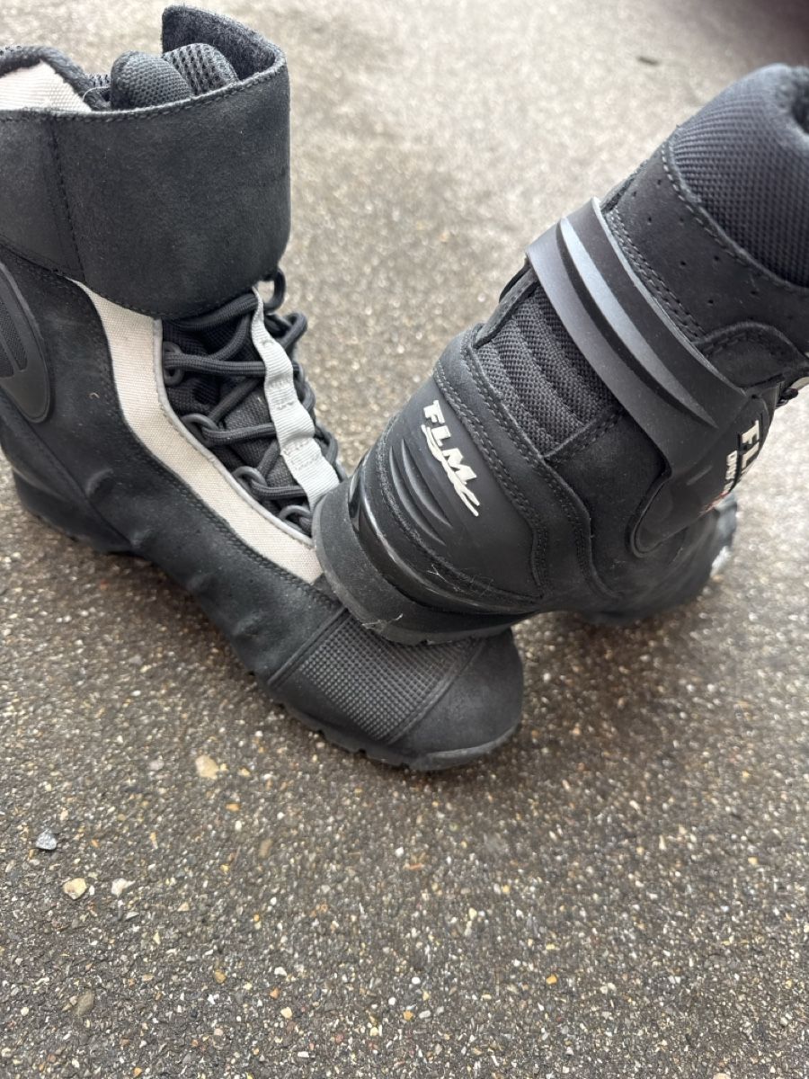 FLM Scarpe da uomo: FLM Motorradschuhe, Grösse 42 – Usato da Niederuzwil venduto da Jessi1234 2