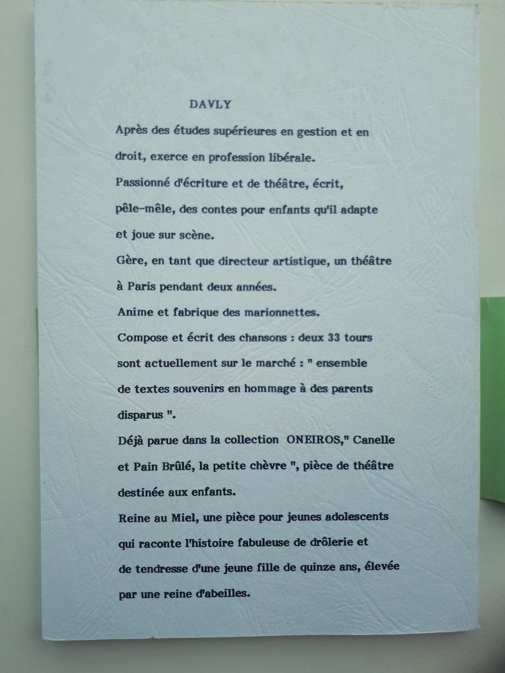Bücher: Davly - Reine au Miel – Neu (gemäss Beschreibung) aus Lausanne von LasloH 2