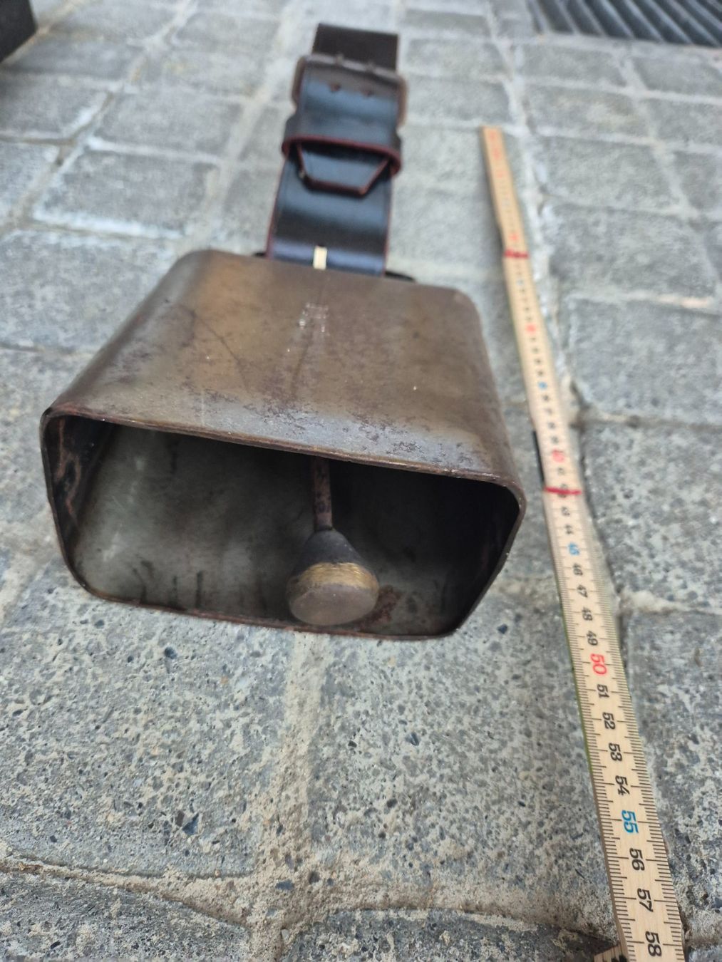 Glocken & Treicheln: Kuhglocke – Gebraucht aus Kappel SO von LeaK13 2
