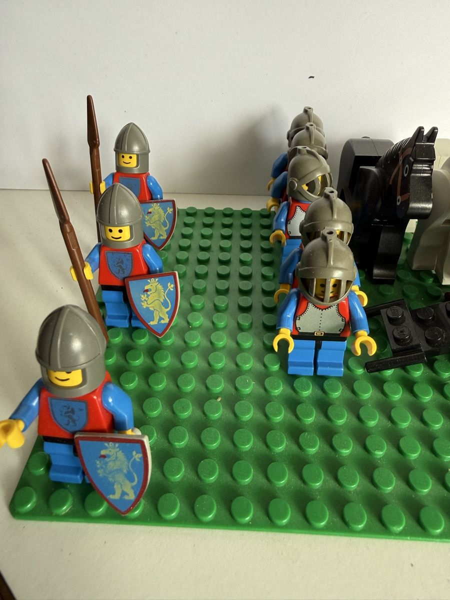 Lego Kit di costruzioni: LEGO Ritter Figuren! – Usato da BASEL venduto da zum_schneugge 1