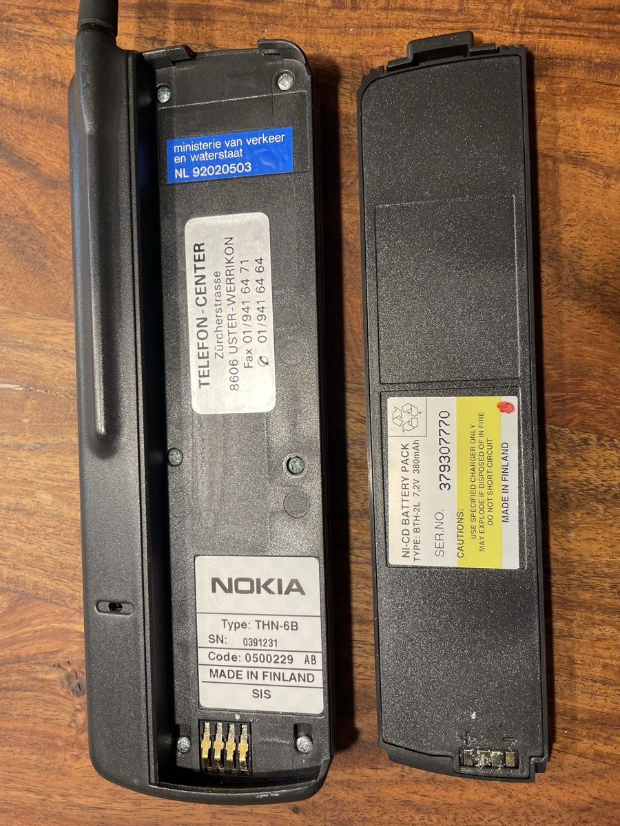 Nokia Handys / Smartphones: Nokia Natel C incl. Ladegerät ab 1.- – Defekt aus Hochfelden von 427sc 2