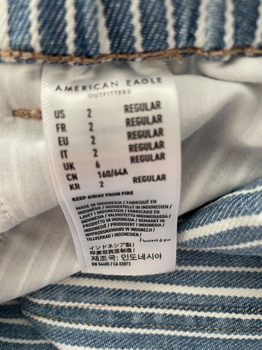 American Eagle Jeans: American Eagle MOM - Jeans – Usato da Zürich venduto da SeldaY 3
