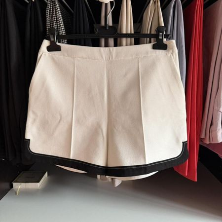 Claudie Pierlot Paris Shorts, Schwarz/Weiss