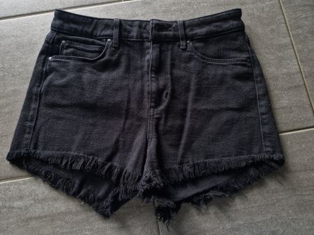 GUESS Shorts Damen Farbe schwarz Gr. 27