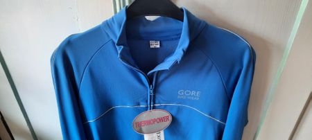 NEU LADY THERMO TRIKOT Grösse  L NP Fr. 159.90 Planetblau