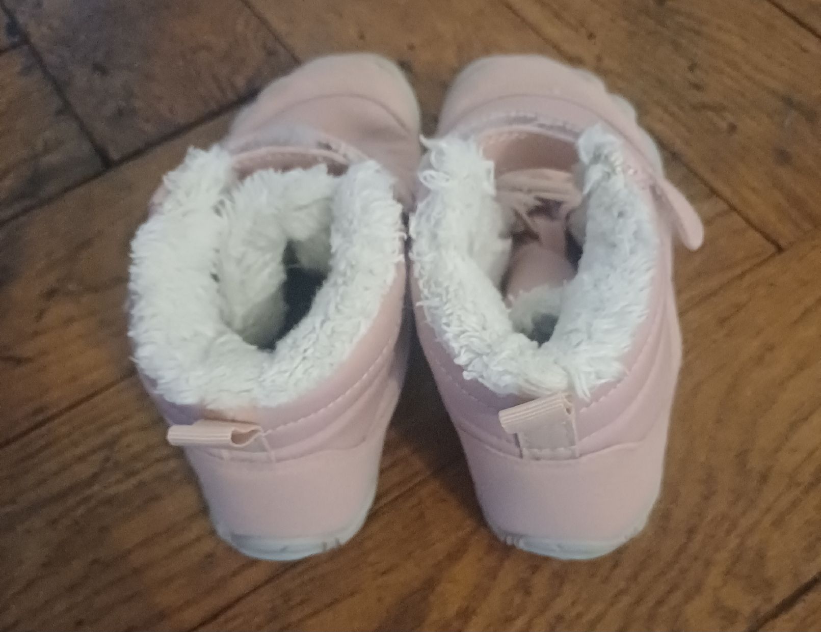 Schuhe für Mädchen: Winterschuhe Grösse 30 von Mishansha – Gebraucht aus Schönenwerd von pomodor 1