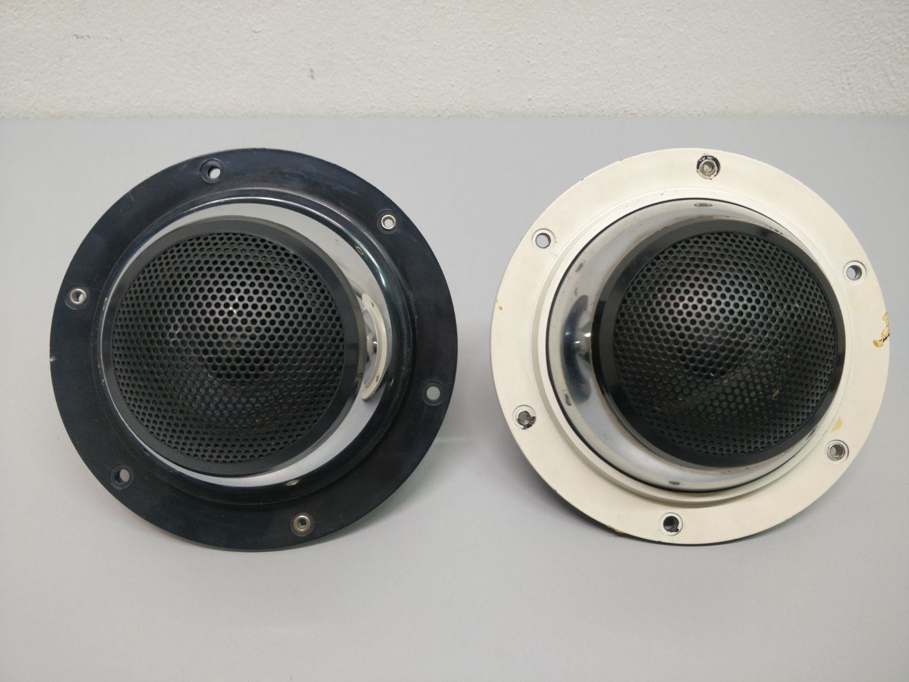 Audax Casse acustiche: 100V Lautsprecher – Usato da Hochdorf venduto da av-electronics