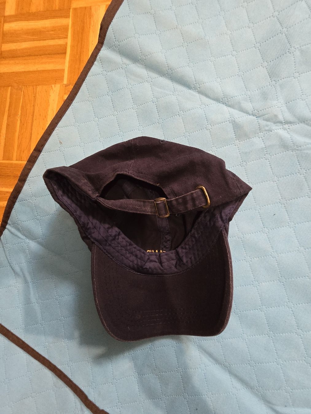 Copricapi, berretti & cappellini: Casquette INSTA-FAMOUS – Usato da Mont-sur-Lausanne venduto da Didinho 1