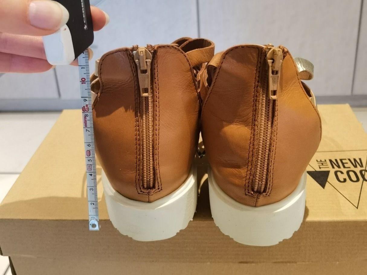 Damenschuhe: Leder Sandalen Gr. 40 – Neu und originalverpackt aus Uerkheim von Justi.y 1