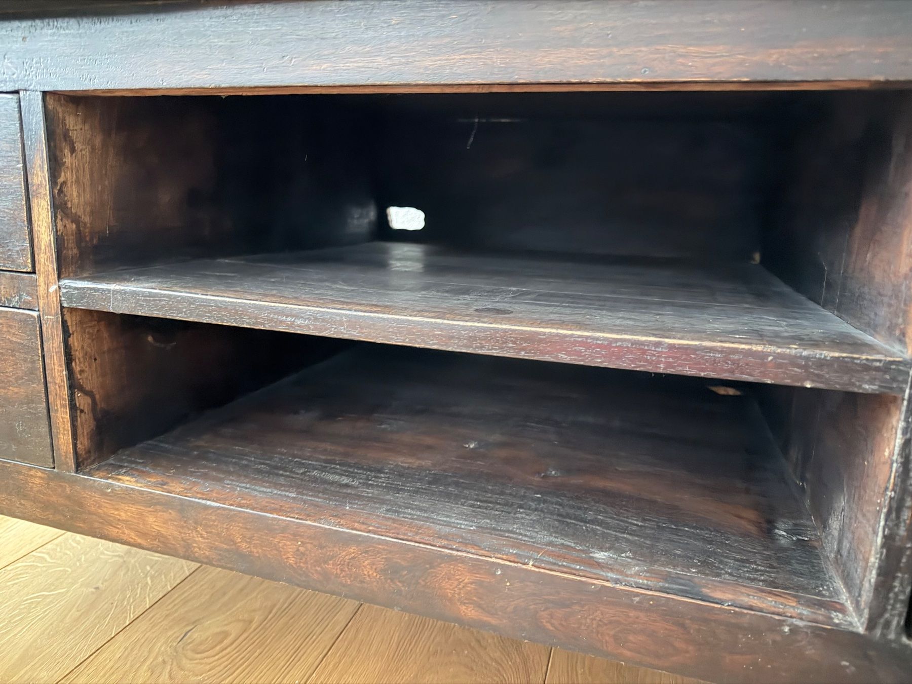Mobili TV: TV-Möbel/Sideboard aus Holz mit Schubladen – Usato da Emmetten venduto da pattiko 4