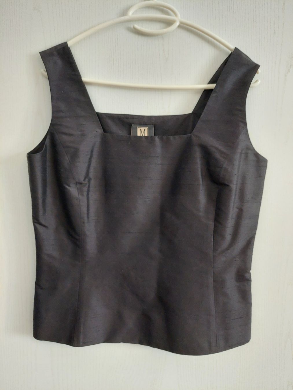 Madeleine Top: Top Schwarz Seide Gr.38 Marke: Madeleine – Usato da Diegten venduto da isetta590
