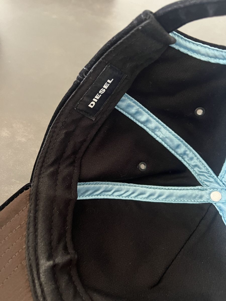 Diesel Hüte, Mützen & Caps: Casquette Diesel en velour – Gebraucht aus Pully von Afagone 2
