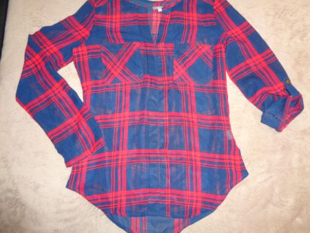 Kariertes Hemdblusen-Shirt Gr. XS — Damenmode für den Herbst