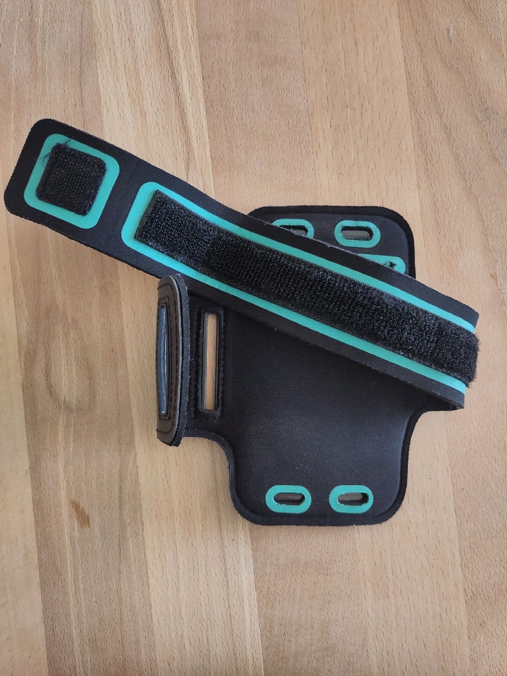 Armbänder & -reifen: Smartphone Sportarmband – Gebraucht aus Zürich von ili_jzy7 2