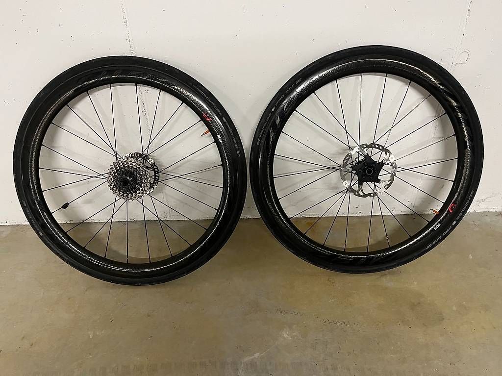 Pezzi di ricambio: Laufradsatz Carbon ZIPP Fire Crest 303 – Usato da Uzwil venduto da waf_8c8f