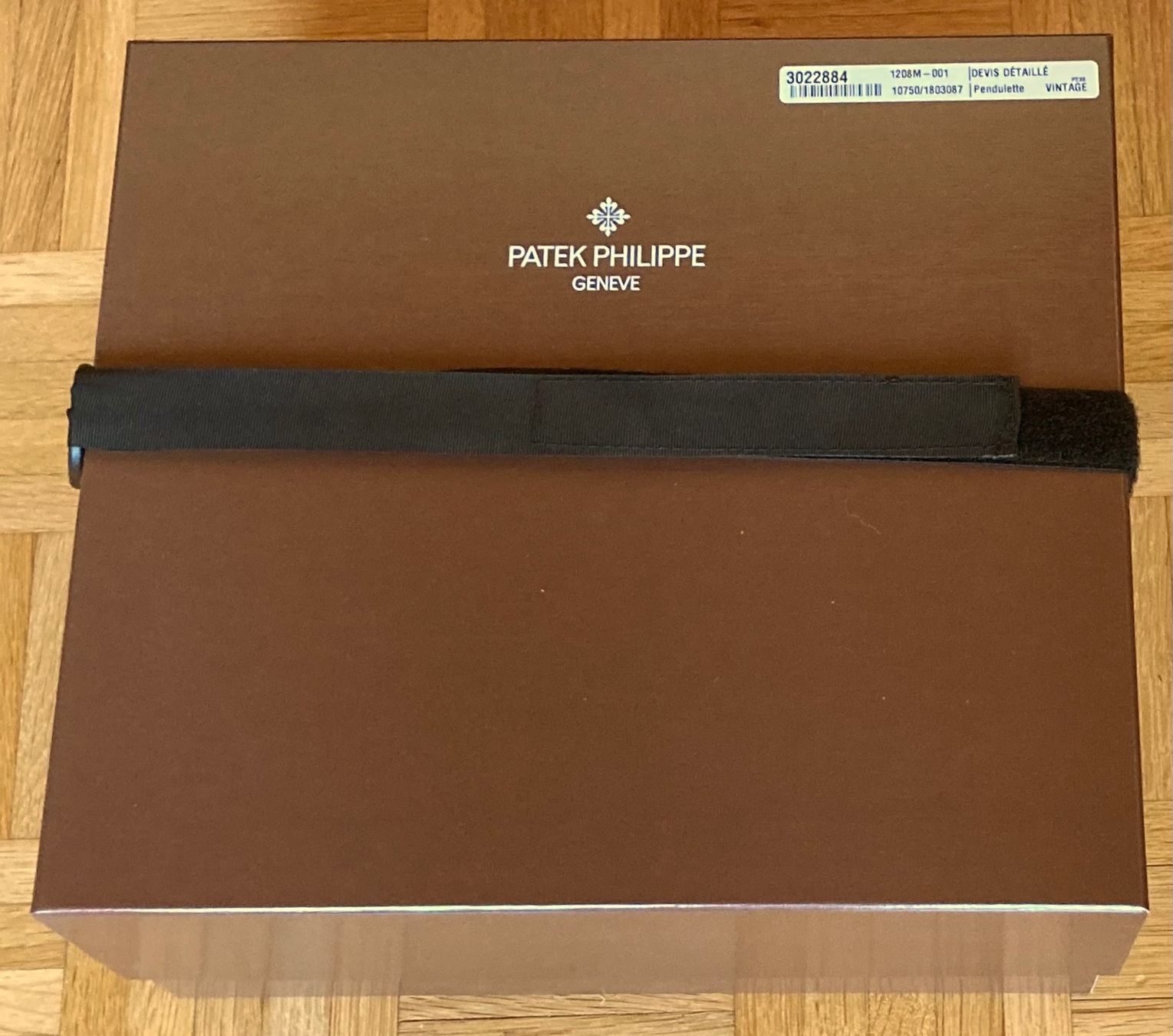 Patek Philippe Orologi da terra & Orologi da parete: Patek Philippe Novoquartz Tischuhr – Usato da Hünibach venduto da Prayingmantis 8
