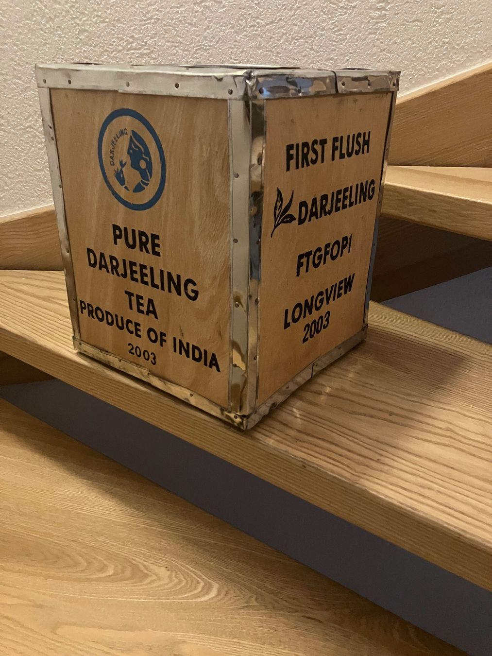 Caisses de transport: Tee-Kiste Longview Darjeeling – D'occasion à Bösingen par Taeke