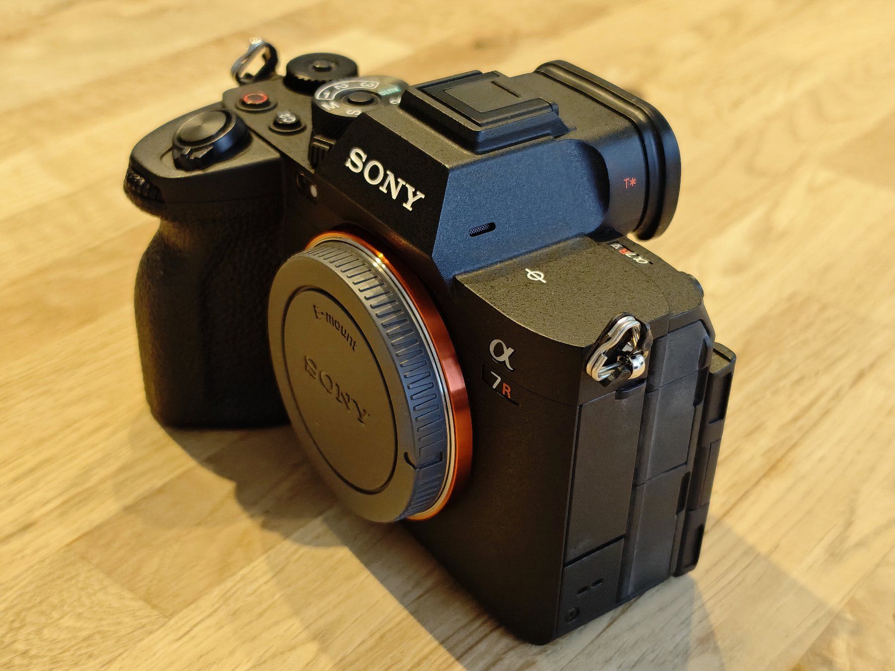 Sony Fotocamera: SONY Alpha 7RM5 Vollformatkamera – Usato da Dietikon venduto da letunic 5
