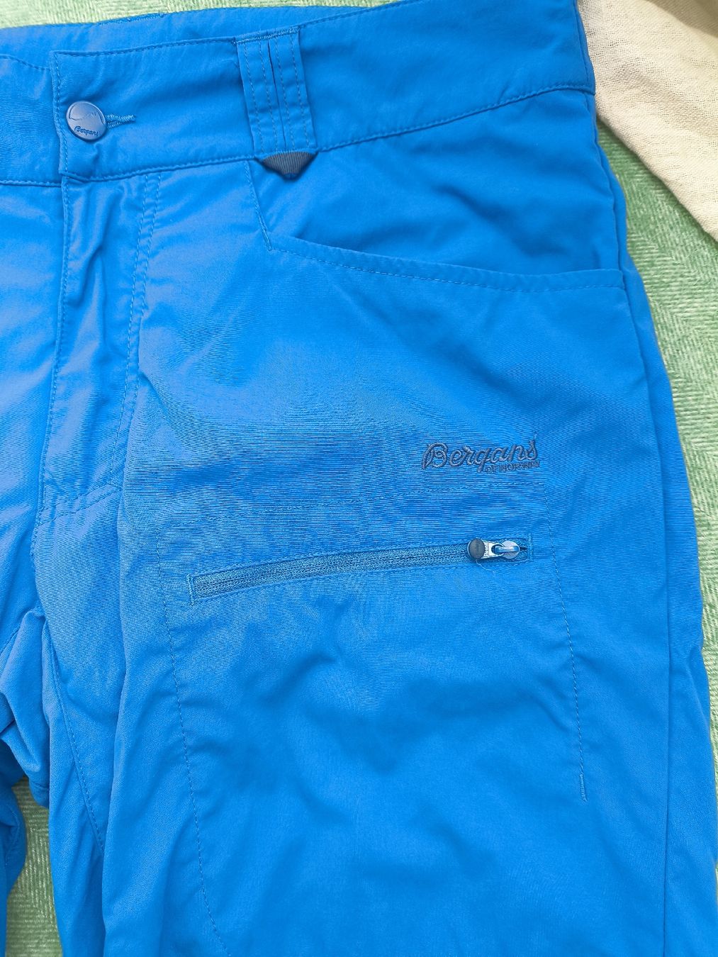 Bergans Pantaloni: Bergans Utne Pants Herren Grösse M blau – Usato da Bern venduto da stefsvolta 6