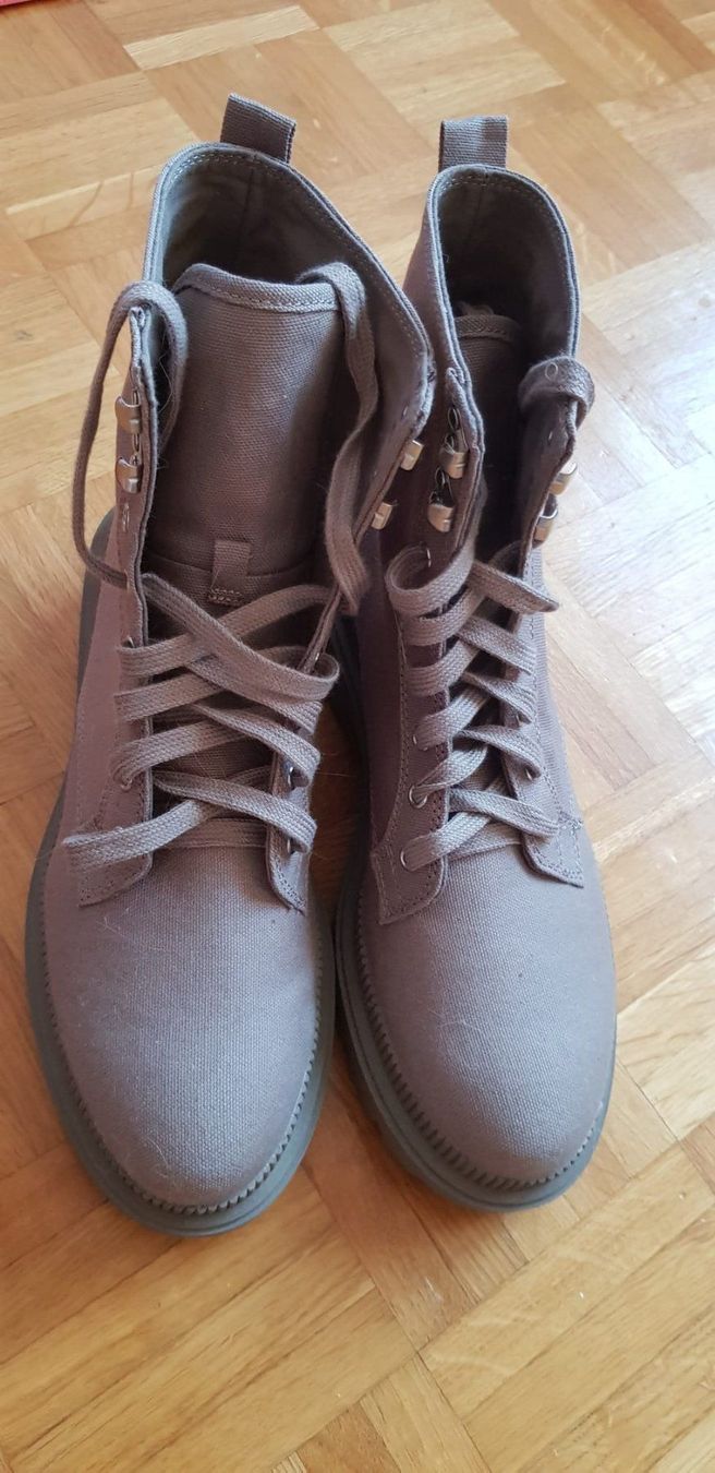 Damenschuhe: Bottines beige à lacets - neuves - pointure 40 – Neu (gemäss Beschreibung) aus Versoix von aline_b 1