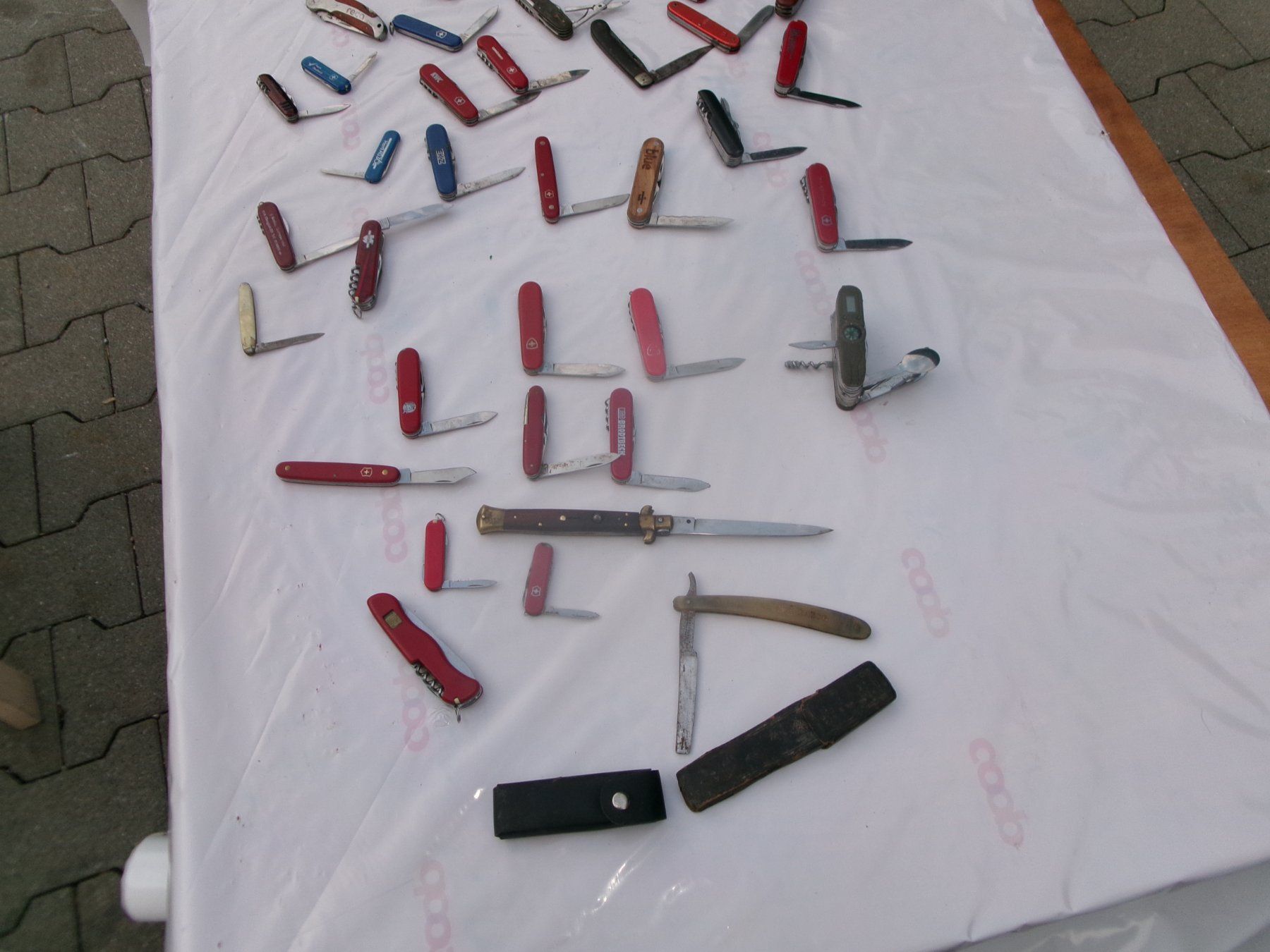 Victorinox Coltelli tascabile: Messer Konvolut verschiedene Marken und Modelle – Difettoso da Eschenbach SG venduto da GM-29 3