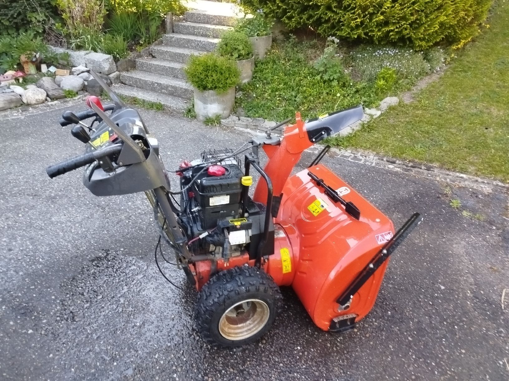 Husqvarna Sgombero neve: Profi Schneefräse Husqvarna ST 276EP – Usato da Steg im Tösstal venduto da KiwiGrafikMaurer